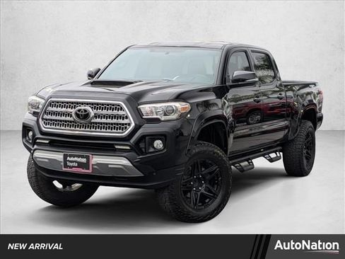 Used 2016 Toyota Tacoma TRD Sport w/ Towing Package RWD image 1