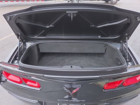 Used 2019 Chevrolet Corvette Grand Sport image 13