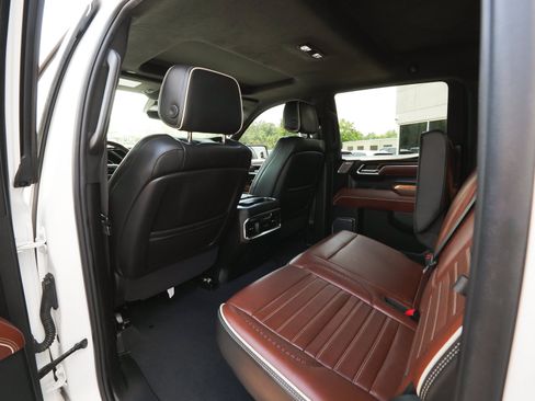 Used 2023 GMC Sierra 1500 Denali Ultimate AWD/4WD image 33