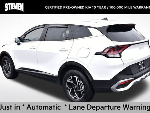 Certified 2025 Kia Sportage LX AWD/4WD image 3