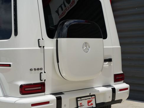 Used 2025 Mercedes-Benz G 580 w/ EQ Technology image 10
