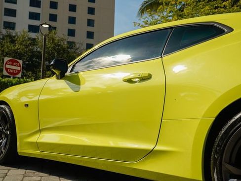 Used 2019 Chevrolet Camaro SS image 19