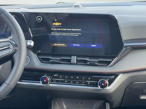 New 2026 Chevrolet Equinox RS w/ LPO, Floor Liner Package image 9