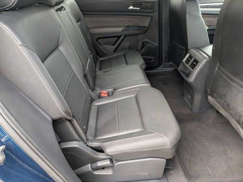 Used 2021 Volkswagen Atlas Cross Sport SEL AWD/4WD image 19
