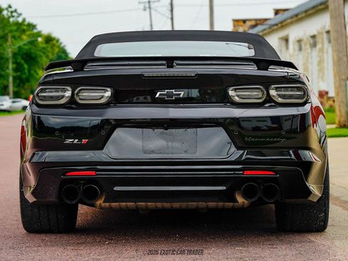 Used 2022 Chevrolet Camaro ZL1 RWD image 7
