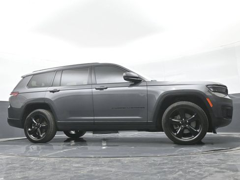 Used 2021 Jeep Grand Cherokee L Laredo AWD/4WD image 41