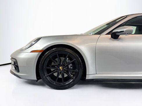 Used 2024 Porsche 911 Carrera image 29