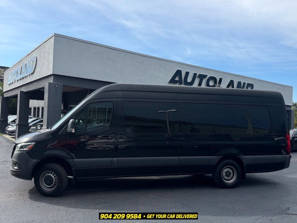 Used 2020 Mercedes-Benz Sprinter 3500 image 3