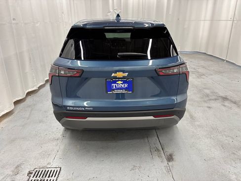 Used 2026 Chevrolet Equinox LT w/ Safety and Technology Package AWD/4WD image 4