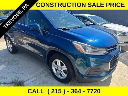 Used 2019 Chevrolet Trax LT w/ LT Convenience Package FWD image 5
