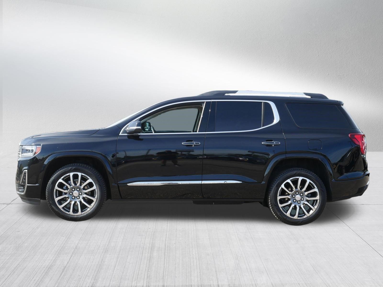 Used 2022 GMC Acadia Denali w/ Trailering Package AWD/4WD image 4