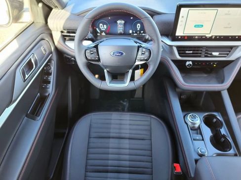 New 2026 Ford Explorer ST-Line w/ ST-Line Street Pack AWD/4WD image 13