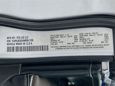 Used 2022 Jeep Grand Cherokee L Overland w/ Advanced Protech Group III image 33