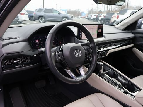 Certified 2023 Honda Accord Touring image 16