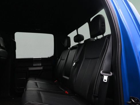 Used 2019 Ford F150 Lariat w/ Equipment Group 502A Luxury AWD/4WD image 14