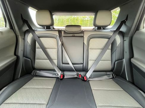 New 2026 Chevrolet Equinox LT w/ Convenience Package II FWD image 15