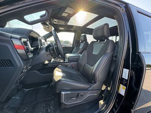 Used 2025 Ford F150 Raptor AWD/4WD image 16