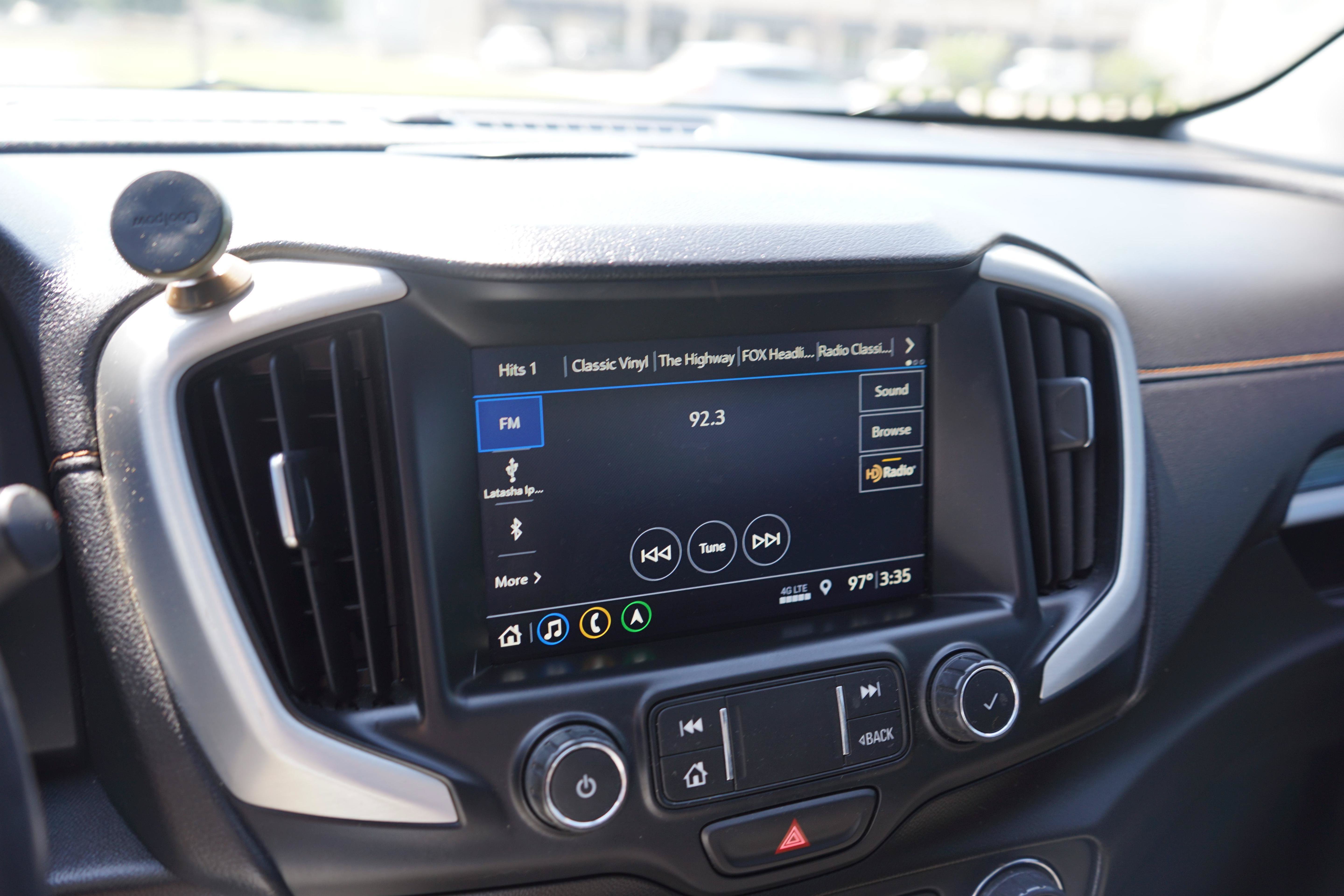 Used 2020 GMC Terrain SLT w/ Preferred Package FWD image 15