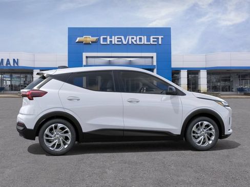 New 2027 Chevrolet Bolt LT w/ LPO, All-Weather Package FWD image 5