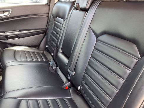 Used 2023 Ford Edge SEL w/ Convenience Package AWD/4WD image 7