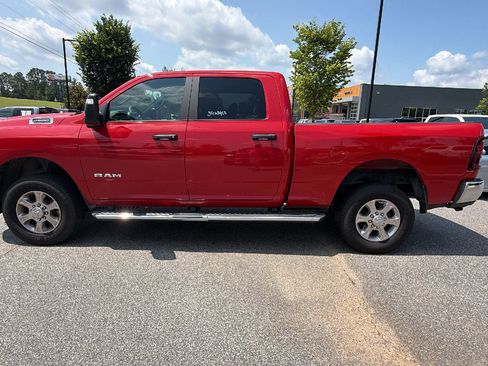 Used 2026 RAM 2500 Big Horn AWD/4WD image 11