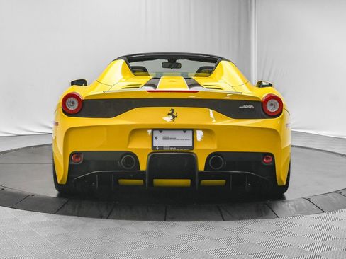 Used 2015 Ferrari 458 Speciale A image 7