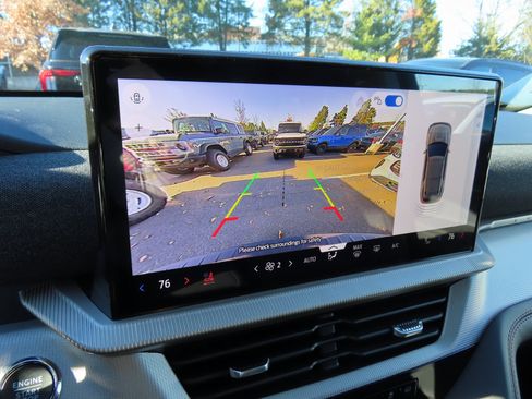 New 2026 Ford Explorer Active image 12