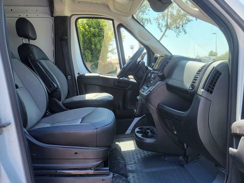 Used 2025 RAM ProMaster 3500 w/ Convenience Group FWD image 14