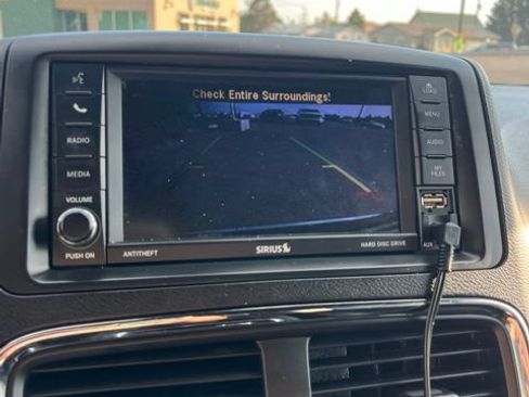 Used 2018 Dodge Grand Caravan GT FWD image 48