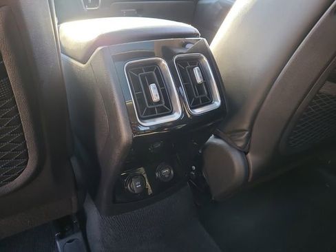 Used 2021 Kia Sorento SX image 14