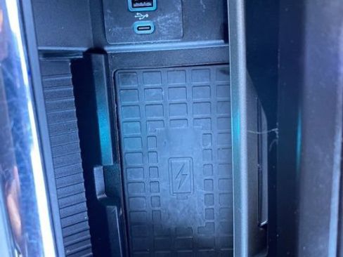 Used 2020 Ford Expedition XLT w/ Equipment Group 202A image 31