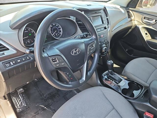 Used 2018 Hyundai Santa Fe Sport FWD image 11