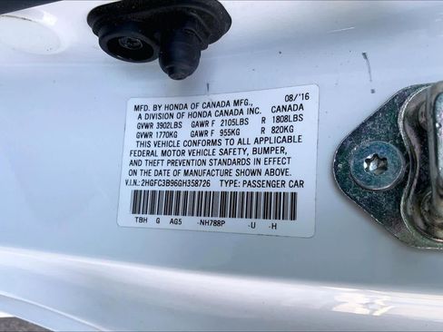 Used 2016 Honda Civic Touring image 34