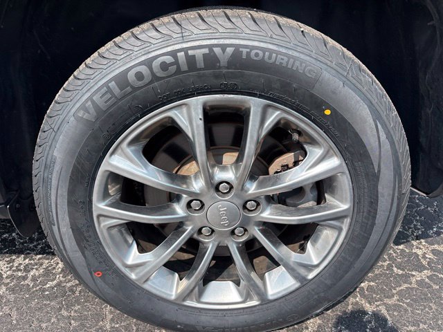 Used 2022 Jeep Cherokee Latitude Lux FWD image 29