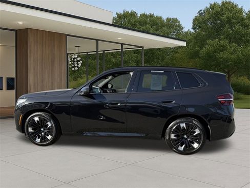 Used 2025 BMW X3 xDrive30i w/ Premium Package image 13