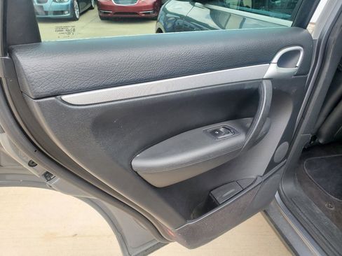 Used 2006 Porsche Cayenne AWD/4WD image 14