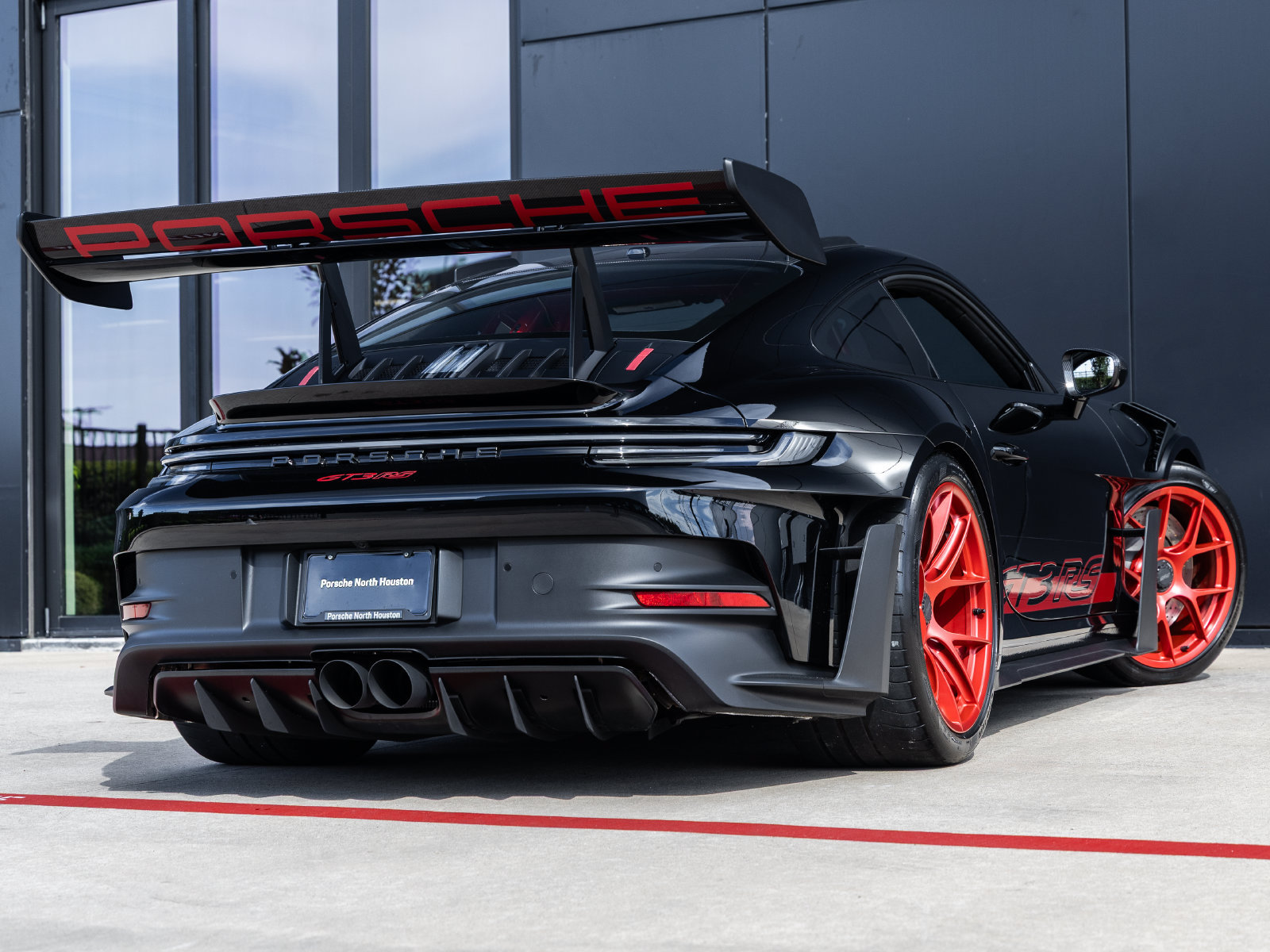 Certified 2023 Porsche 911 GT3 RS RWD image 11