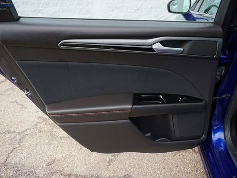 Used 2013 Ford Fusion SE image 18