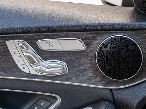Used 2019 Mercedes-Benz C 300 Sedan image 13