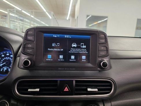 Used 2021 Hyundai Kona SEL AWD/4WD image 18