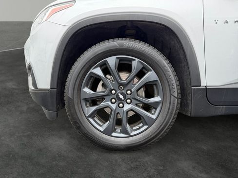 Used 2019 Chevrolet Traverse RS AWD/4WD image 4