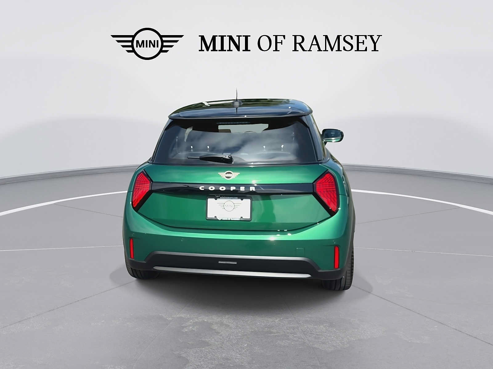 Used 2026 MINI Cooper 2-Door Hardtop FWD image 7