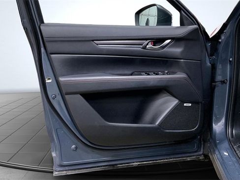 Used 2025 MAZDA CX-5 Carbon Edition image 23