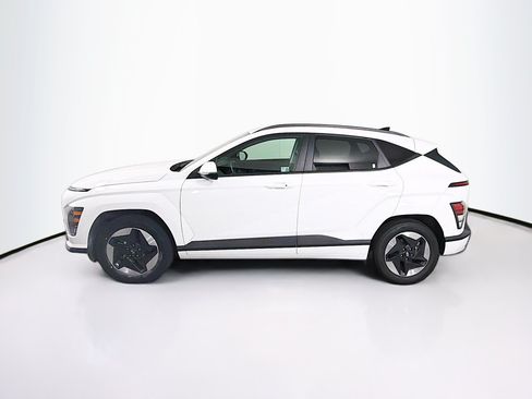 Used 2024 Hyundai Kona SEL FWD image 4