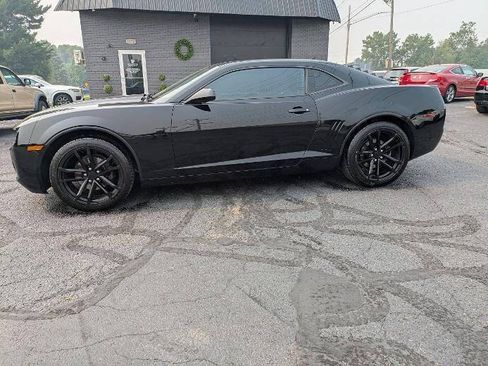 Used 2012 Chevrolet Camaro LT RWD image 2