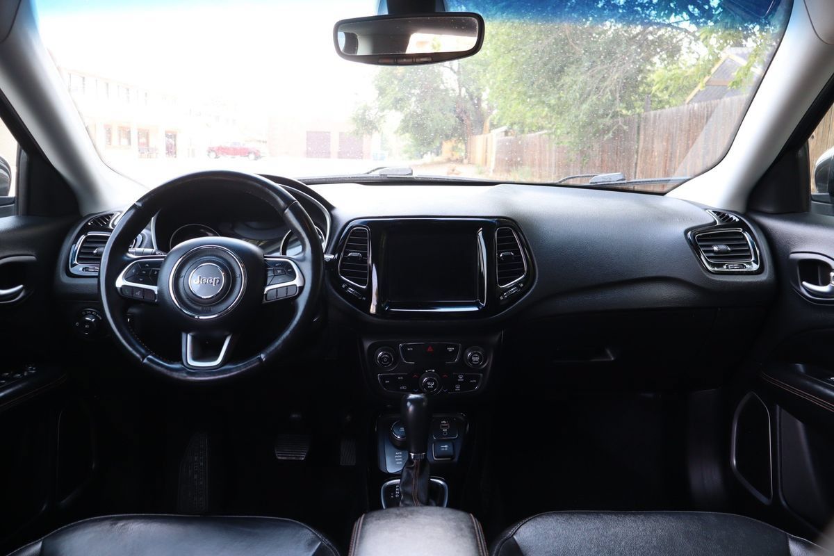 Used 2019 Jeep Compass Limited AWD/4WD image 16