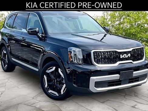 Certified 2023 Kia Telluride EX w/ EX Captain's Chair Package AWD/4WD image 10
