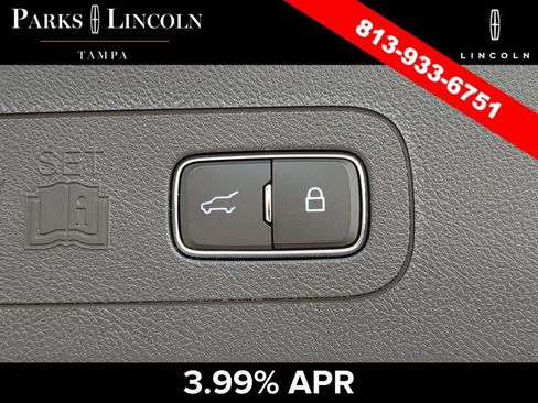 Certified 2025 Lincoln Aviator Black Label w/ Jet Appearance Package AWD/4WD image 9