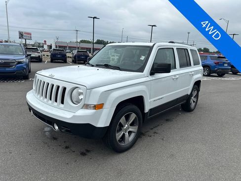 Used 2017 Jeep Patriot High Altitude AWD/4WD image 3