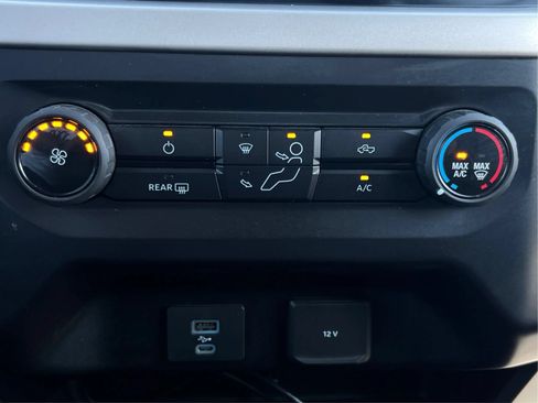 Used 2021 Ford F150 XLT AWD/4WD image 39